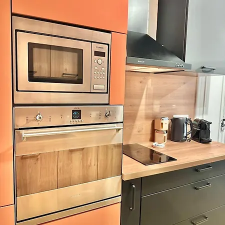 Tatil Evi Grande Maison Familiale - Vue Laterale - Proximite Immediate De La Principale De